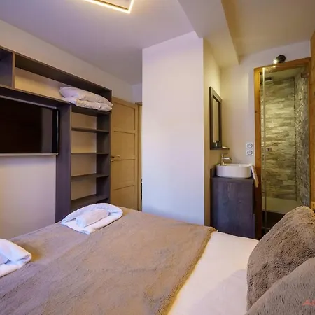 Alpe D'Huez Houses - Chez Stella - 3 Chambres Neuf Plein Centre Alpe d'Huez